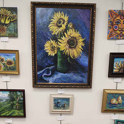 Sunflower Summer 2024 - Holly's Display